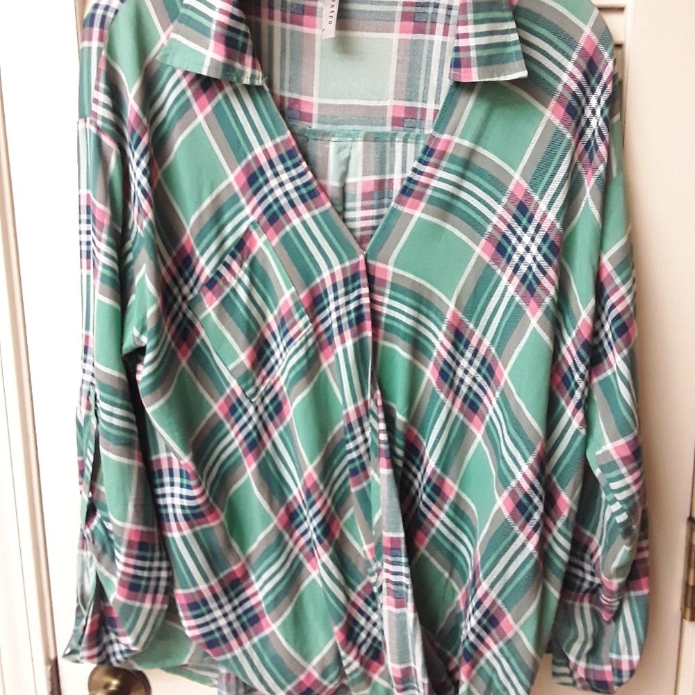 Green Plaid Gathered Flowy V Neck Snap Boho Top L